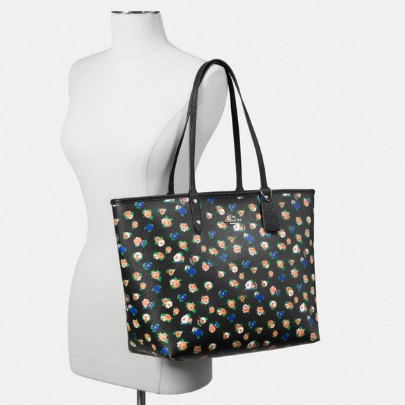 Authentic Coach Reversible 🤎 - Picture 2 of 8